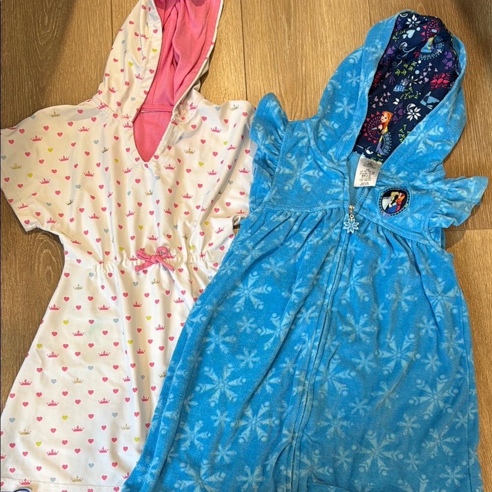 Kids' Hooded Bathrobes with Fun Patterns